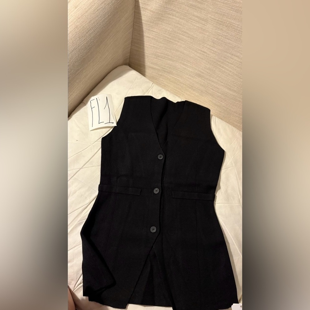 Commense black vest size S NWT FL1 - Picture 3 of 5